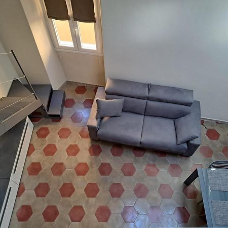 La Casa Di Daniele Apartment Албенга Екстериор снимка