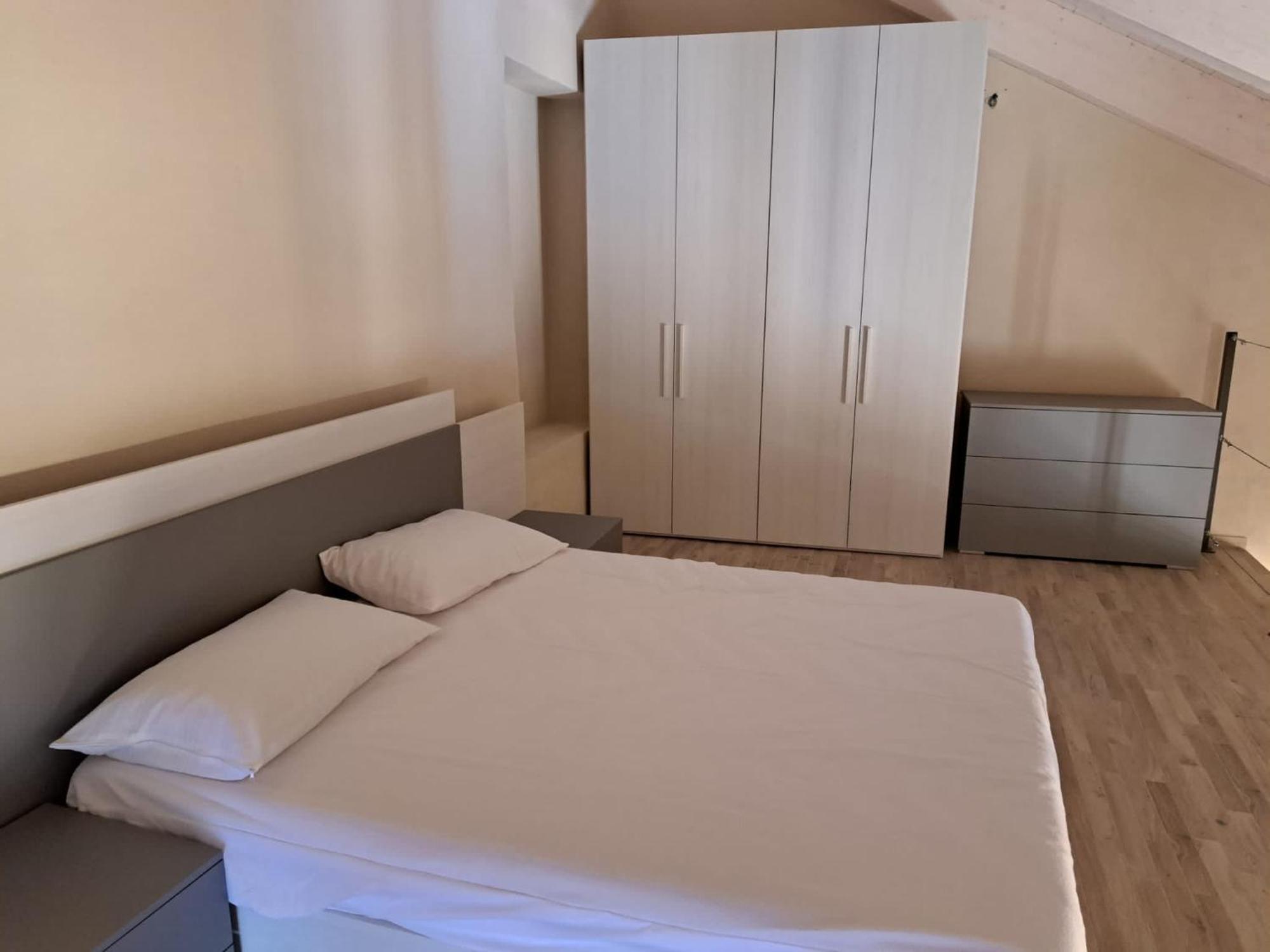 La Casa Di Daniele Apartment Албенга Екстериор снимка